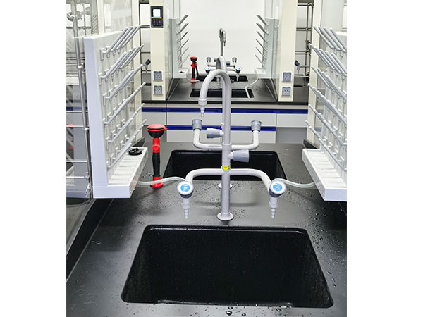 實驗室三口龍頭 實驗室三口龍頭